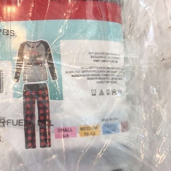 HOLIDAY FAMJAMS Women's Family Pajama 2-Piece Set In Grey and Red size XL - Picture 7 of 7